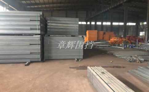 簡易圍擋在商業(yè)開發(fā)、住宅建設(shè)中的作用是什么？